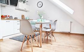 Apartament Miętowy z 2 sypialniami i miejscem parkingowym